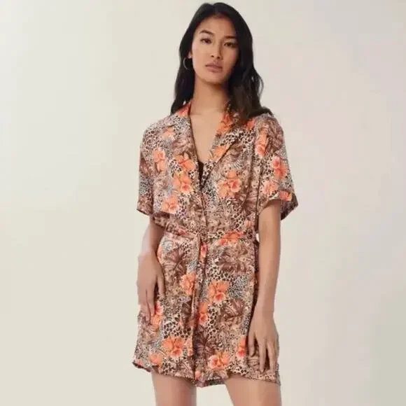 Lita by Ciera Belted Short Sleeve Romper Leopard Floral Print Womens Medium $348